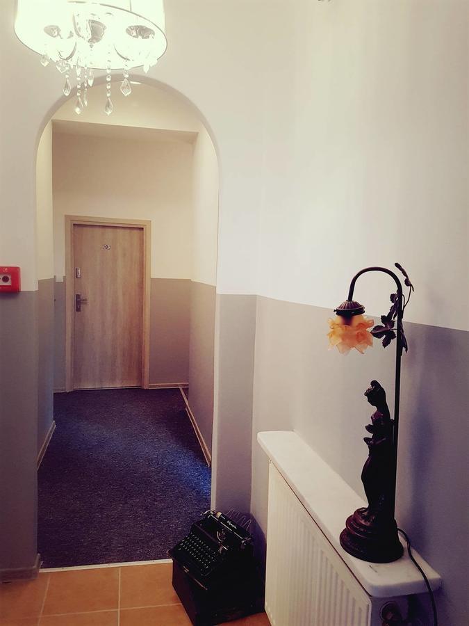 Moonriver Inn Warsaw Exterior photo